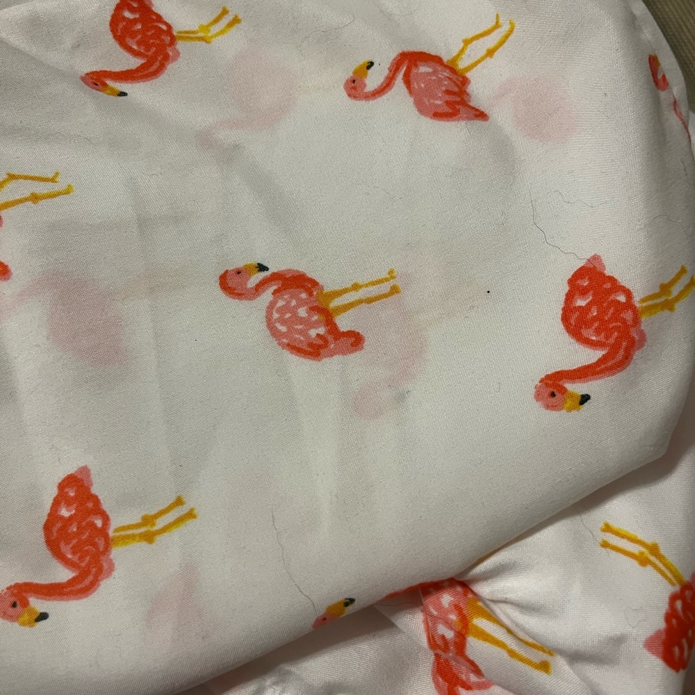 Pillowfort Twin Flamingo Patterned Sheet Set